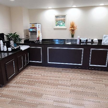 Red Roof Inn & Suites Ром Екстер'єр фото